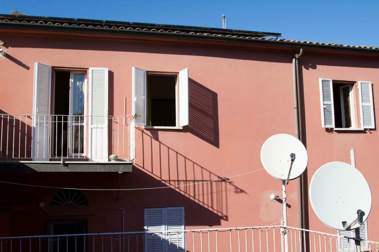 تشيزينا Bed & Breakfast Porta Santi المظهر الخارجي الصورة