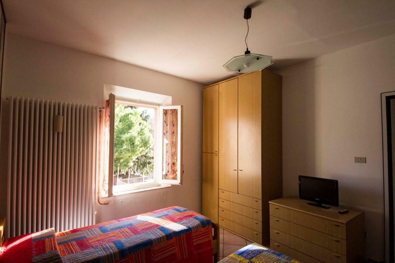 تشيزينا Bed & Breakfast Porta Santi المظهر الخارجي الصورة